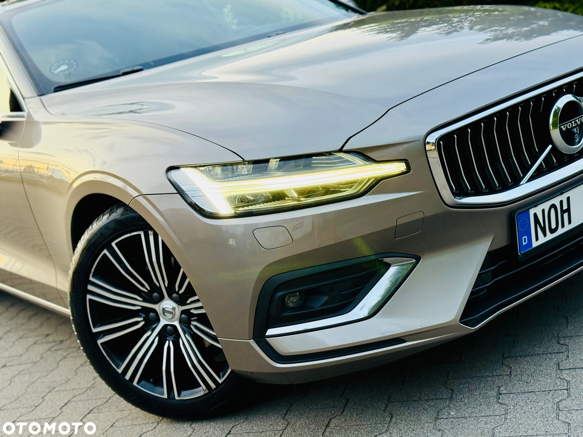 Volvo V60 D4 Inscription - 23