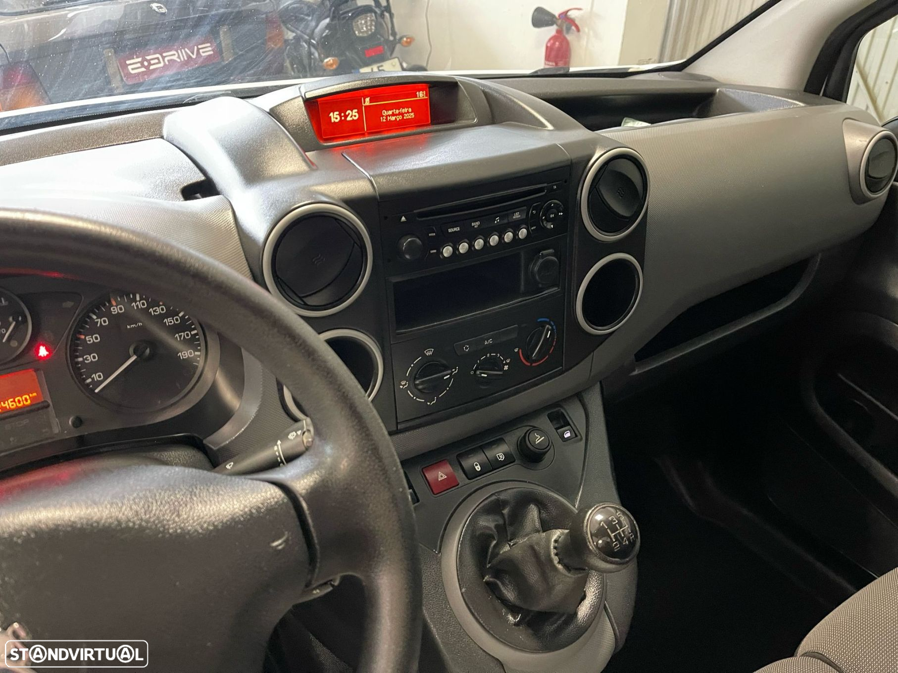 Peugeot Partner 1.6 BlueHDi Confort - 11