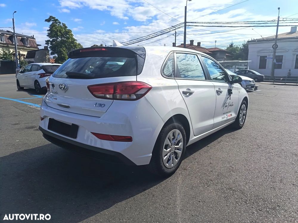 HYUNDAI i30 2023 — imagine 7