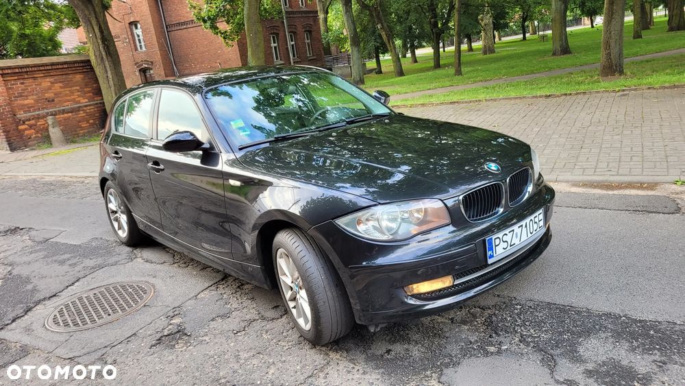 BMW Seria 1 120d - 4