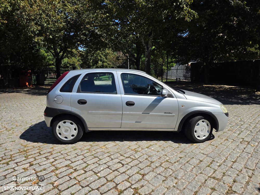 Opel Corsa 1.2 16V Confort - 5