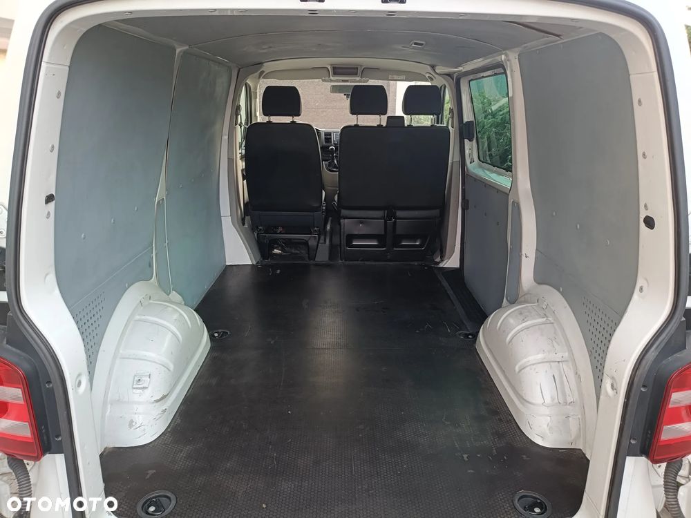 Volkswagen Transporter - 16