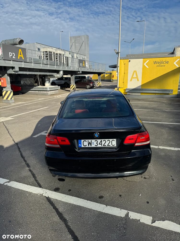 BMW 320I 2008 photo 5