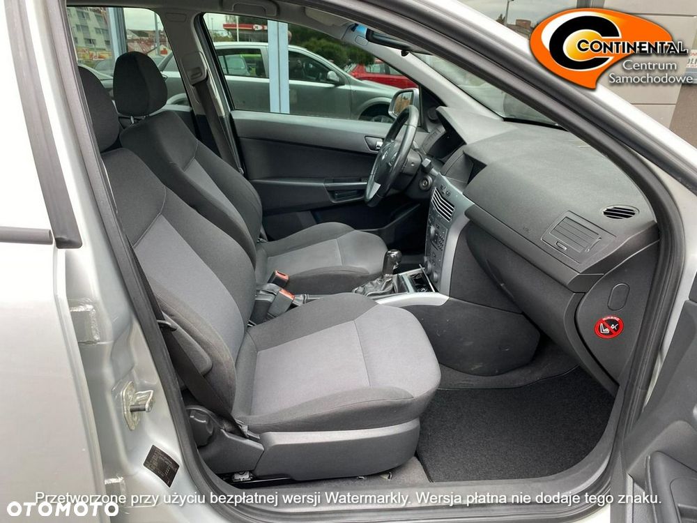 Opel Astra - 11