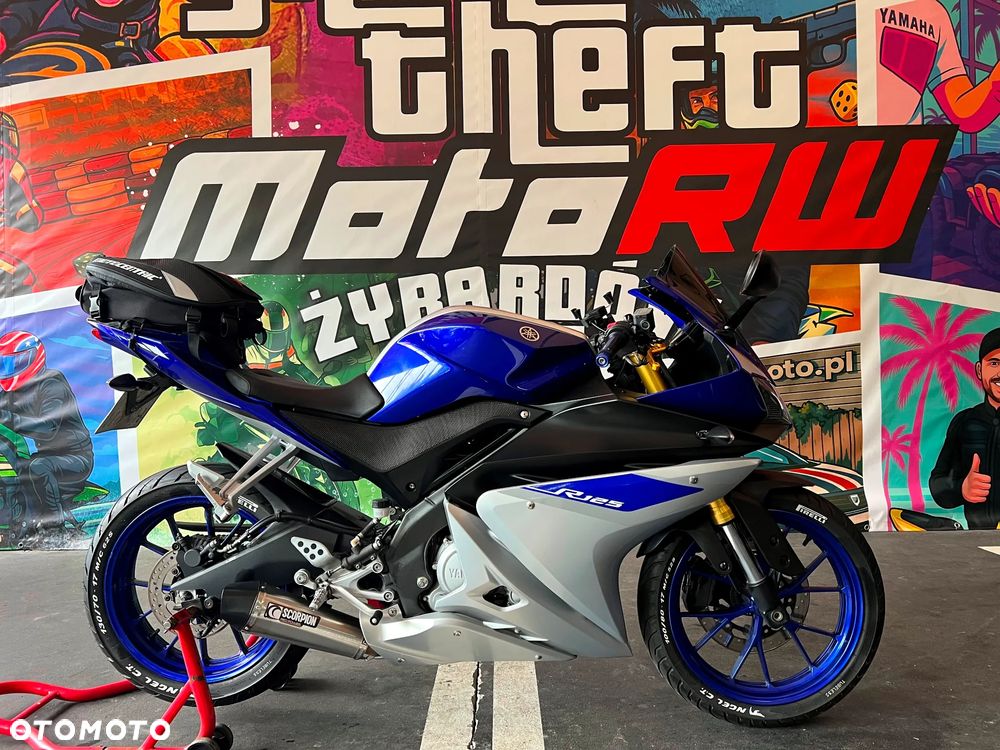 Yamaha YZF - 3