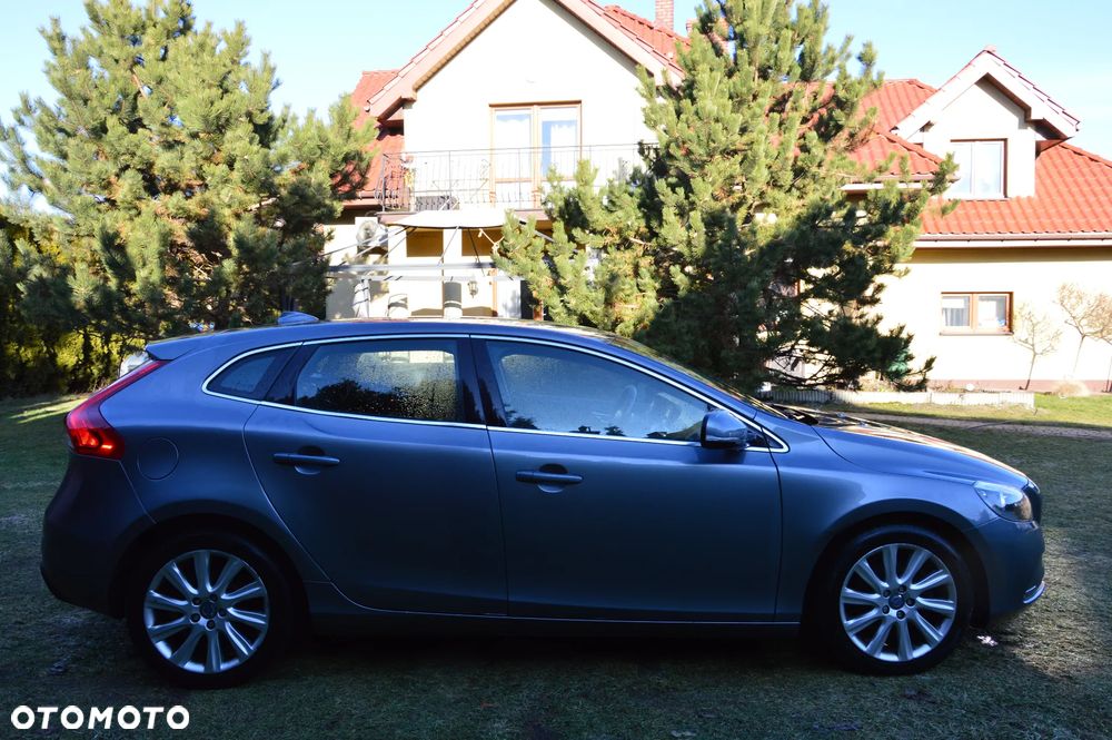 Volvo V40 T3 - 2