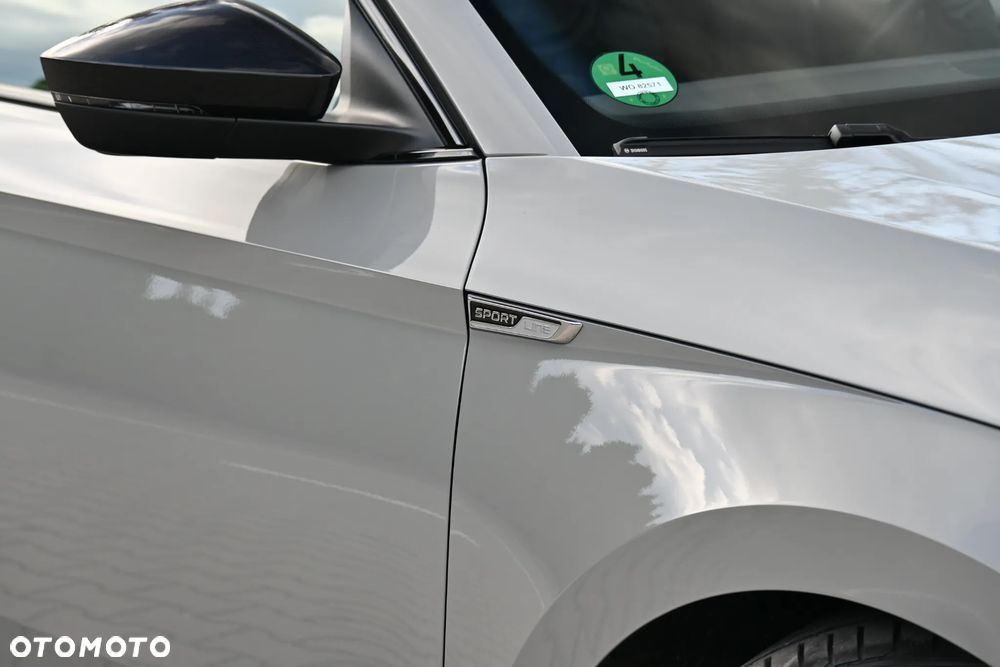 Skoda Superb 2.0 TDI 4x4 DSG Sportline - 10