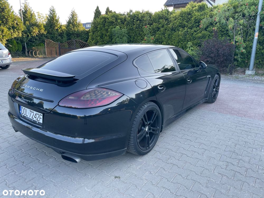 Porsche Panamera 4 PDK - 4