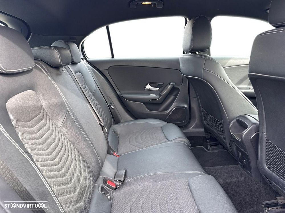 Mercedes-Benz A 180 - 16