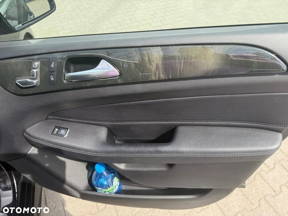 Mercedes-Benz GLE 350 d 4-Matic - 17