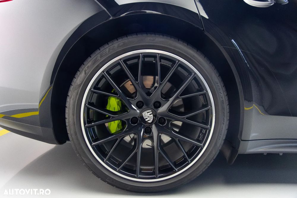 Porsche Panamera - 33