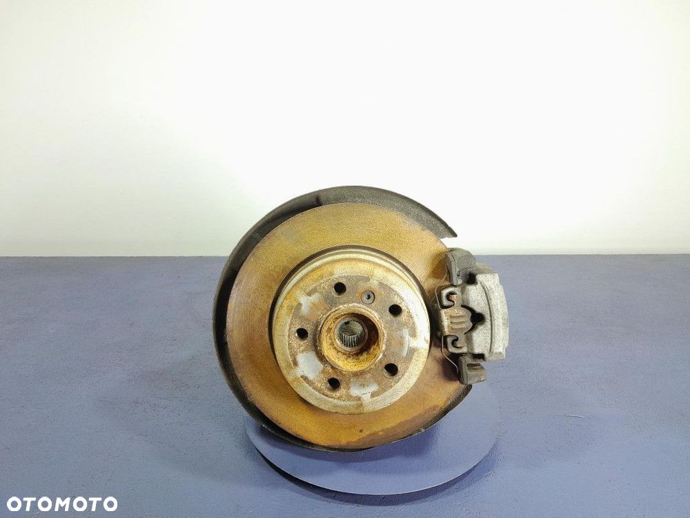 BMW X5 E70 LIFT 3.0 B 306 KM ZWROTNICA PIASTA TYŁ TYLNA LEWA 6770953 - 1