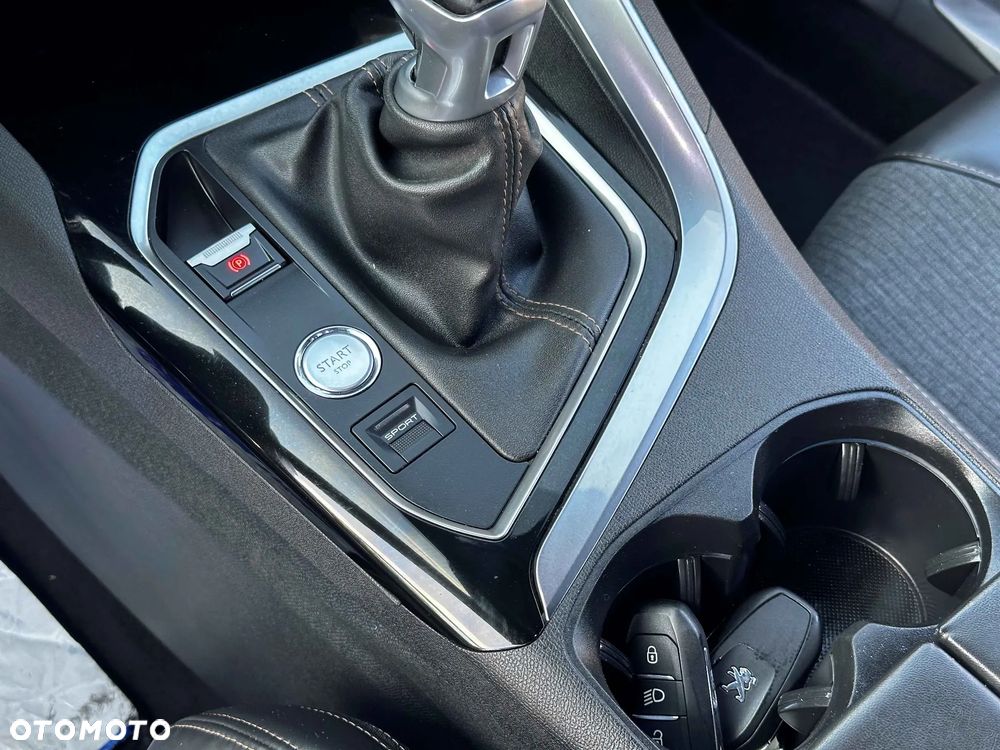 Peugeot 3008 - 31