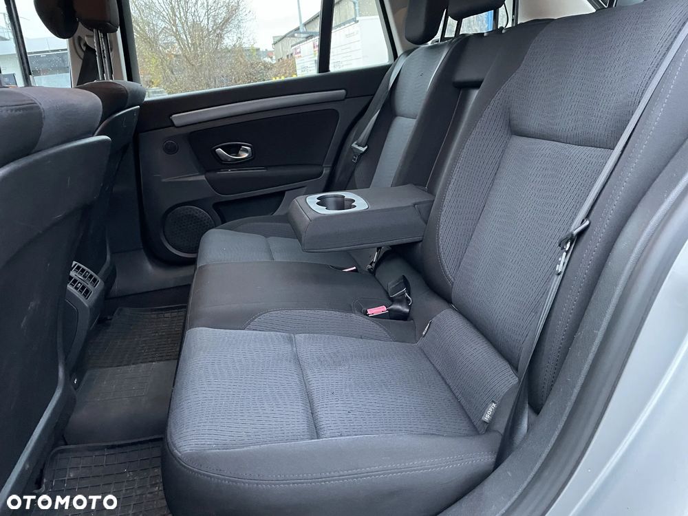 Renault Laguna 2.0 DCi Expression - 38