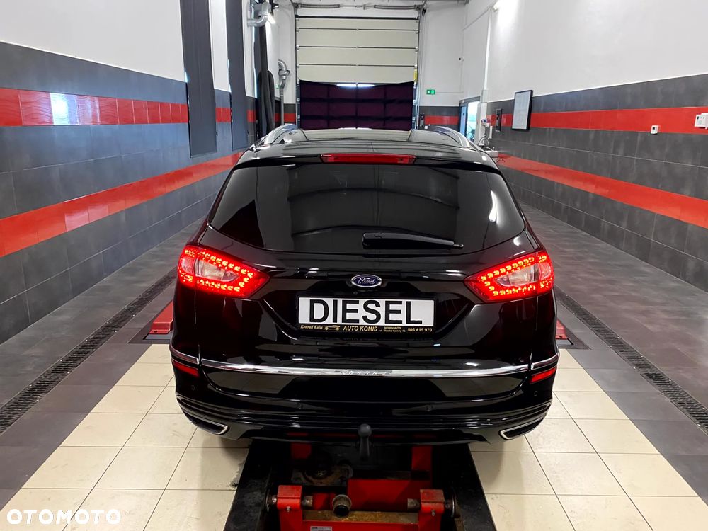 Ford Mondeo Vignale 2.0 TDCi 4WD PowerShift - 11