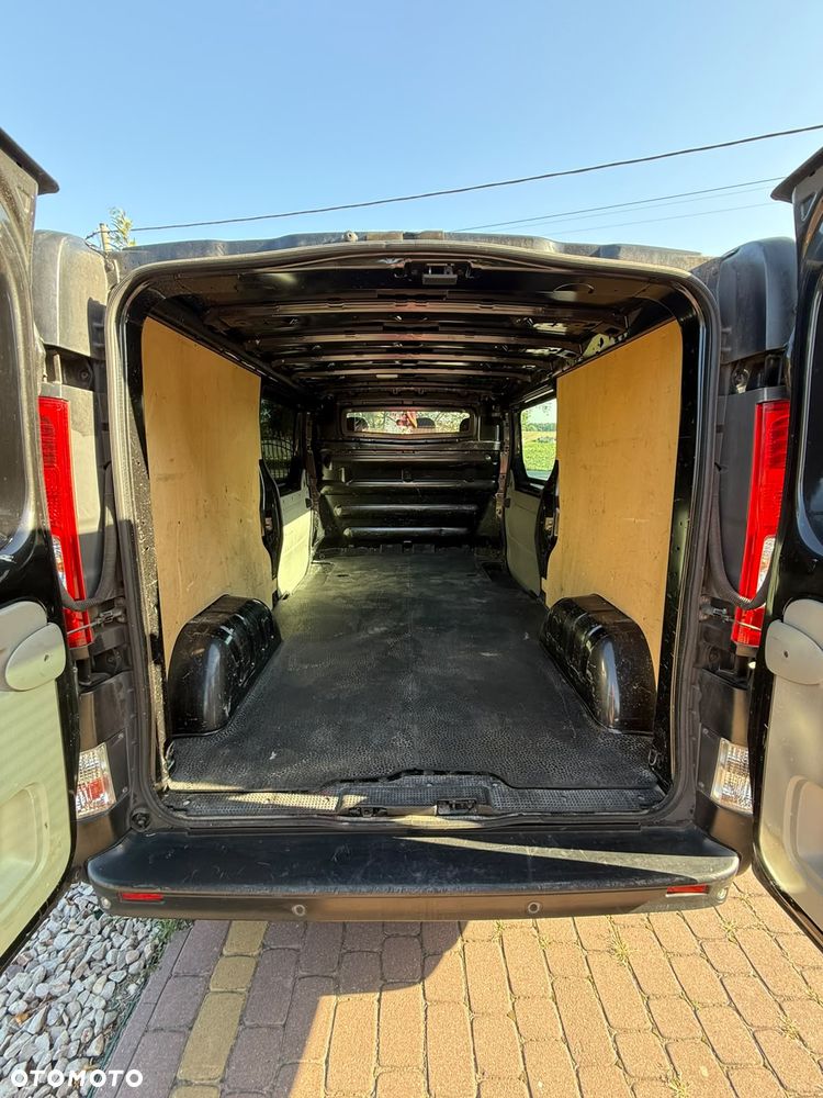 Renault Trafic - 12