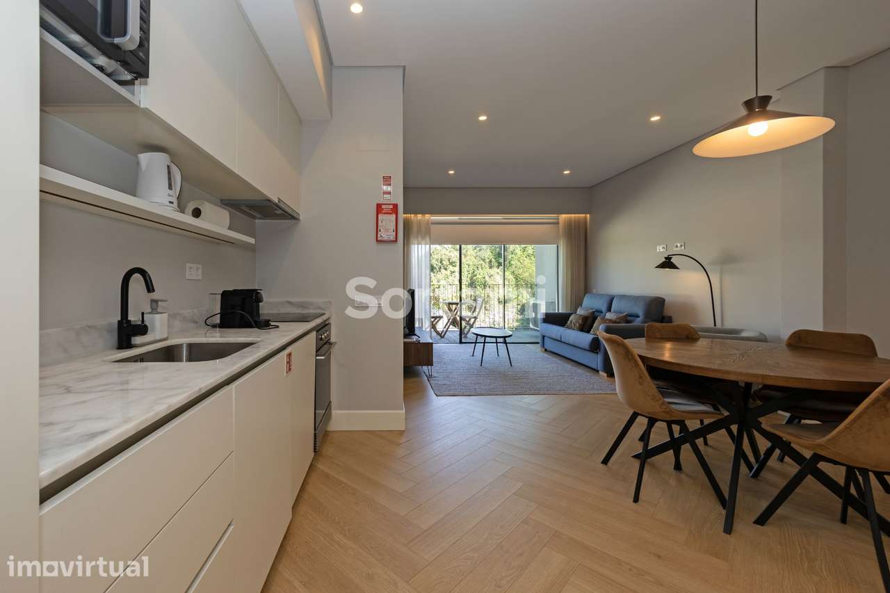 Apartamento T0 Venda em Cedofeita, Santo Ildefonso, Sé, Miragaia, São - Grande imagem: 2/24