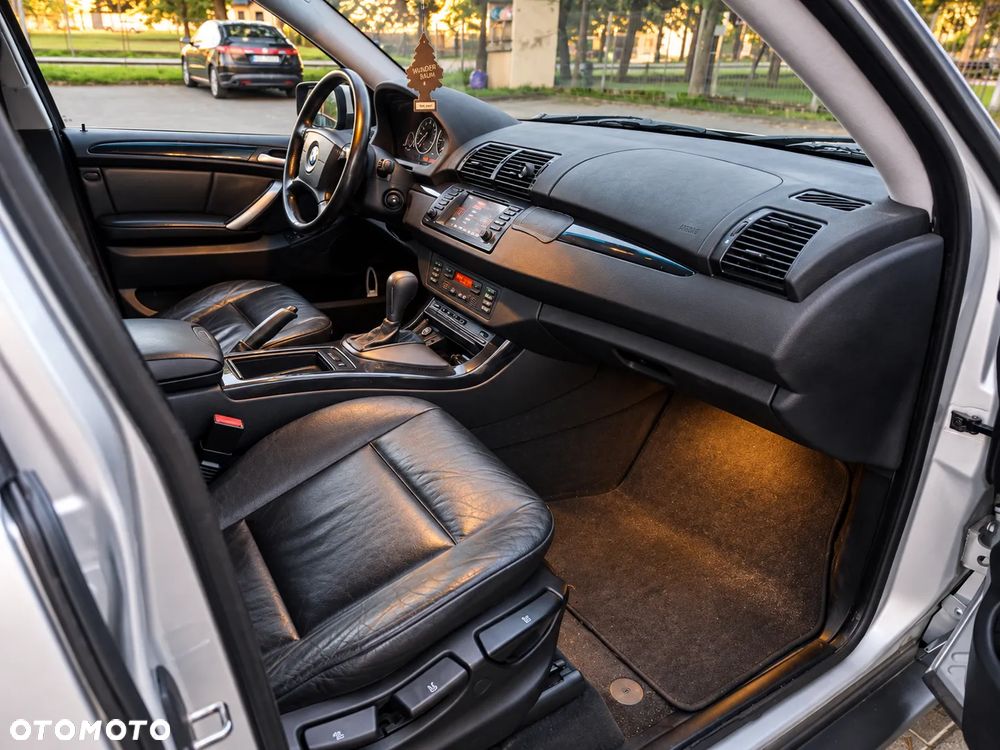 BMW X5 3.0 i Edition Exclusive - 10