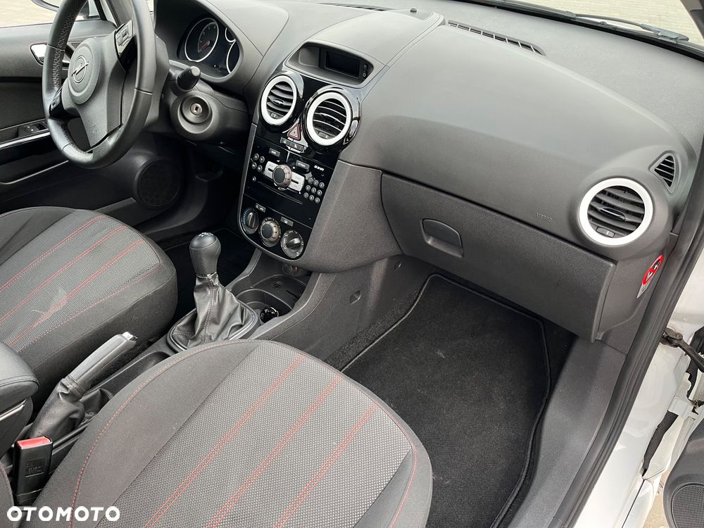 Opel Corsa - 26