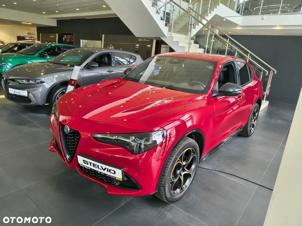 Alfa Romeo Stelvio 2.0 Turbo Intensa Q4 - 11