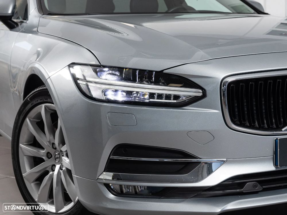 Volvo V90 2.0 D5 Momentum AWD Geartronic - 5