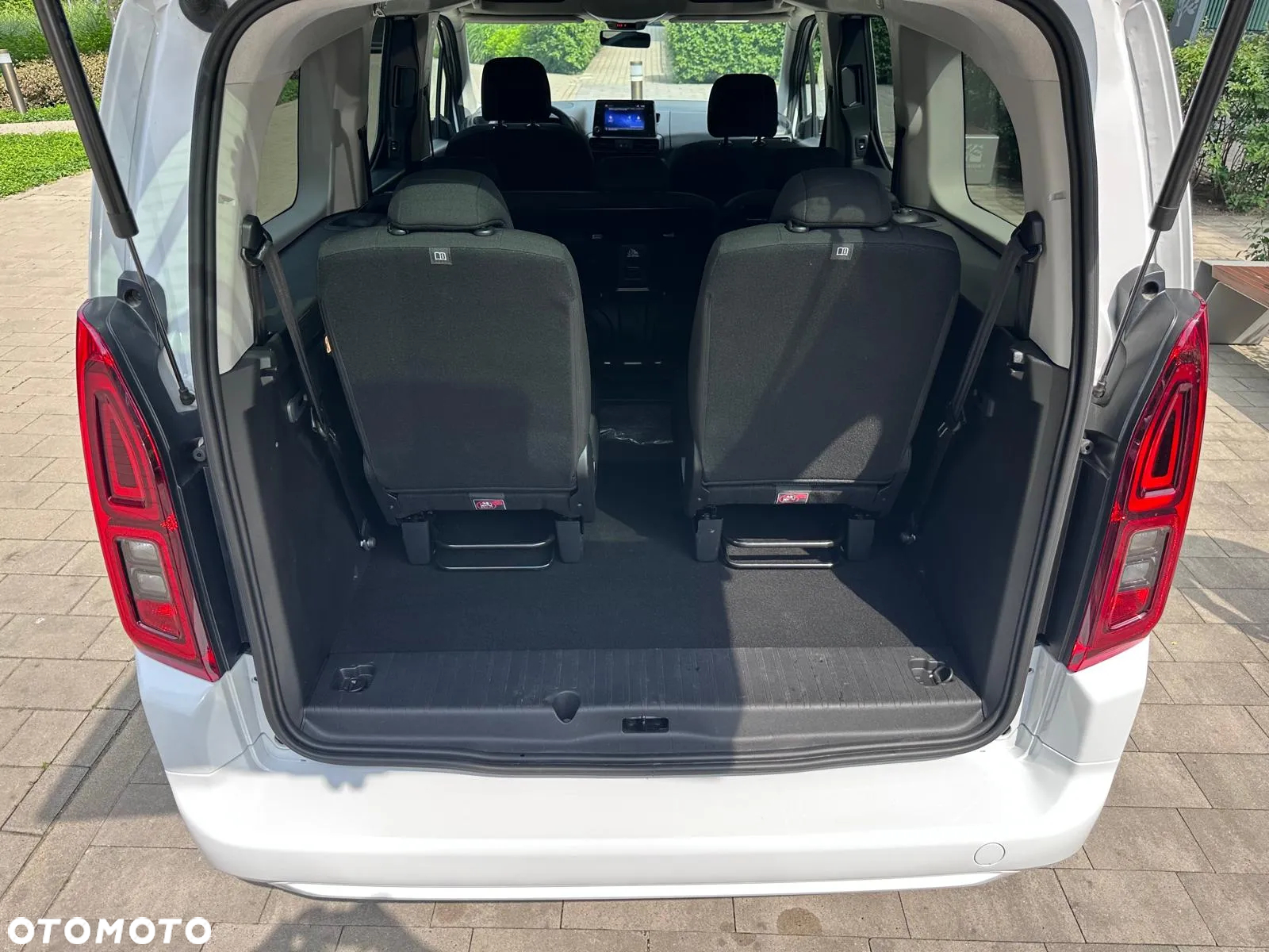 Toyota Proace City Verso Long 1.5 D-4D Business - 7