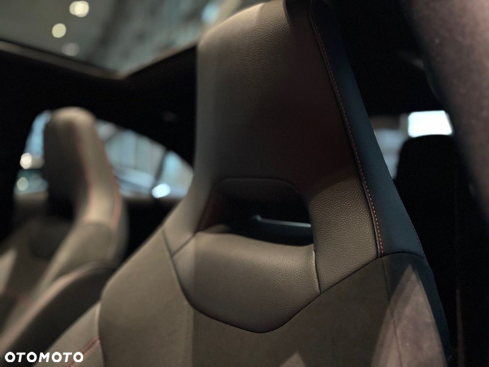 Mercedes-Benz CLA - 15