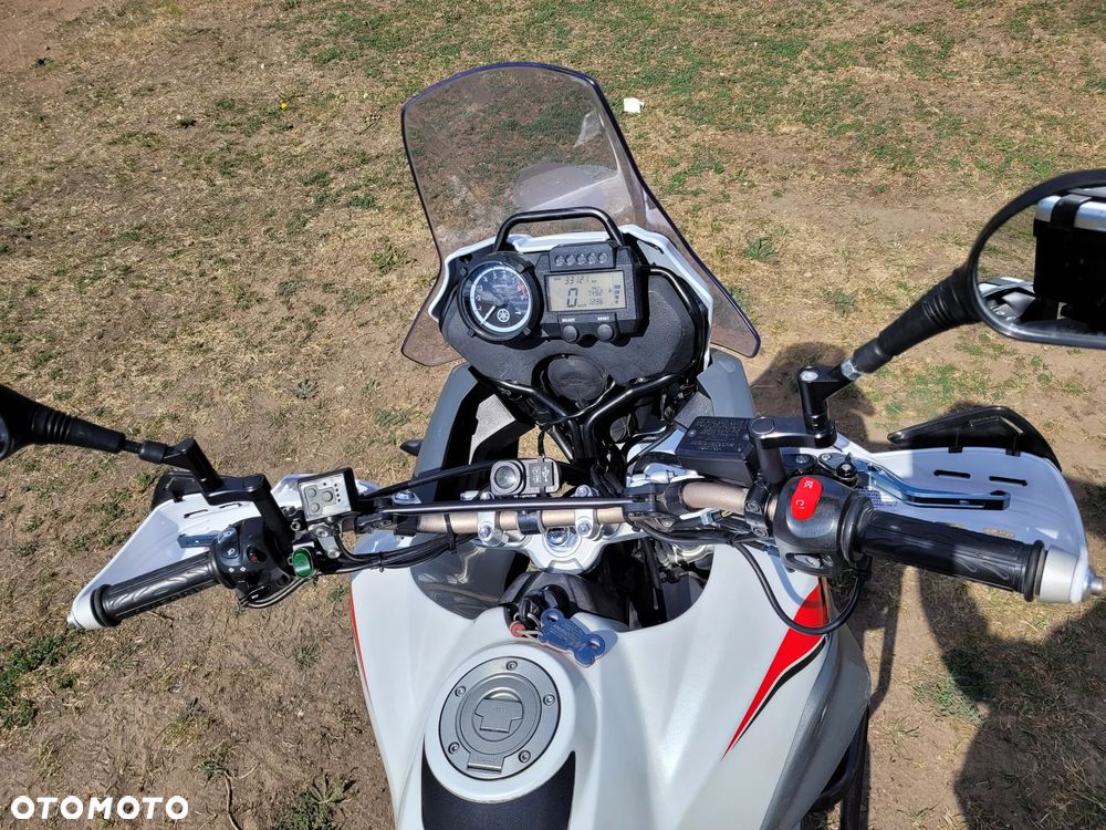 Yamaha XTZ - 13