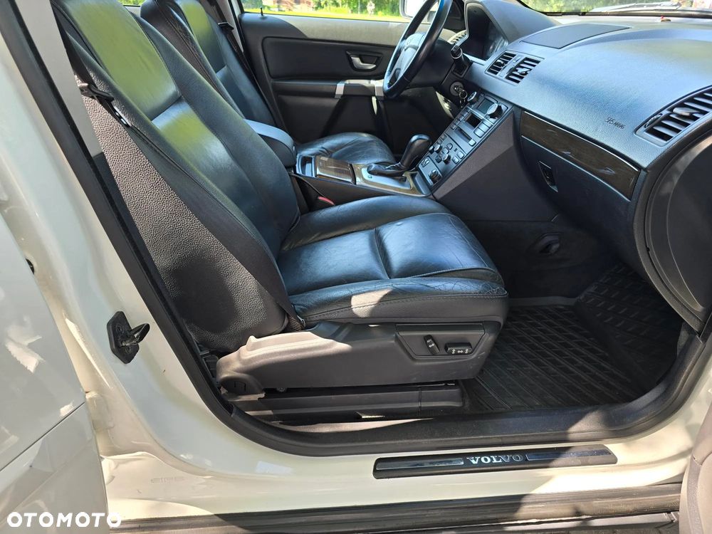Volvo XC 90 3.2 AWD Momentum - 11