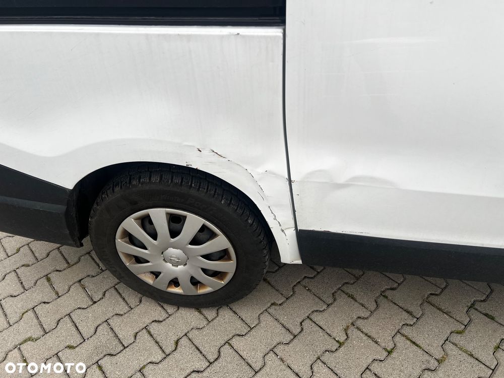 Opel Vivaro - 11
