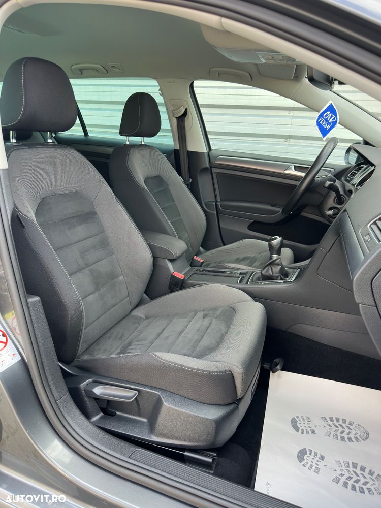 Volkswagen Golf 1.6 TDI Highline - 14