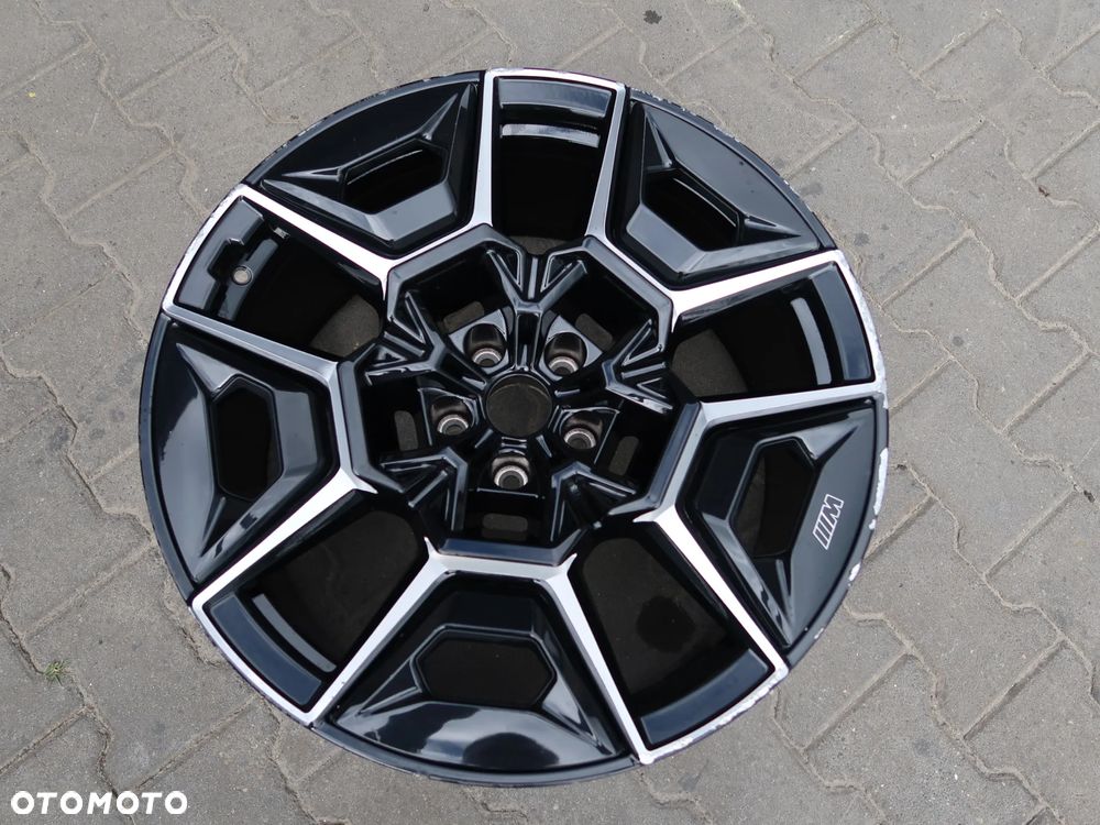 W7 Felga BMW XM G09 1543987 10x21et21 - 1