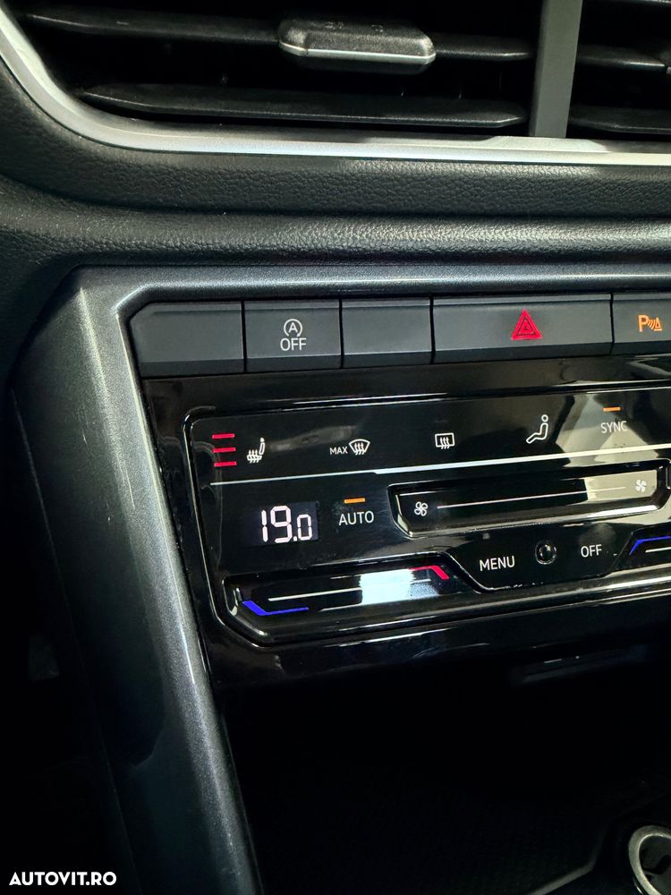 Volkswagen T-Roc 1.5 TSI DSG Style - 15