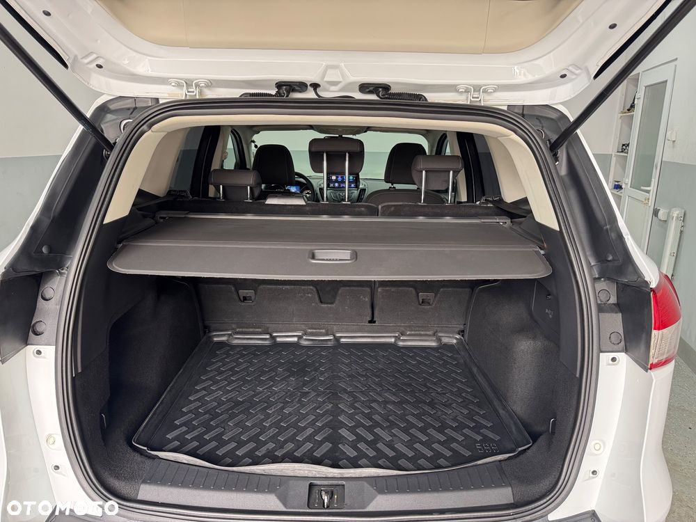 Ford Kuga 2.0 TDCi 4x4 Individual - 34