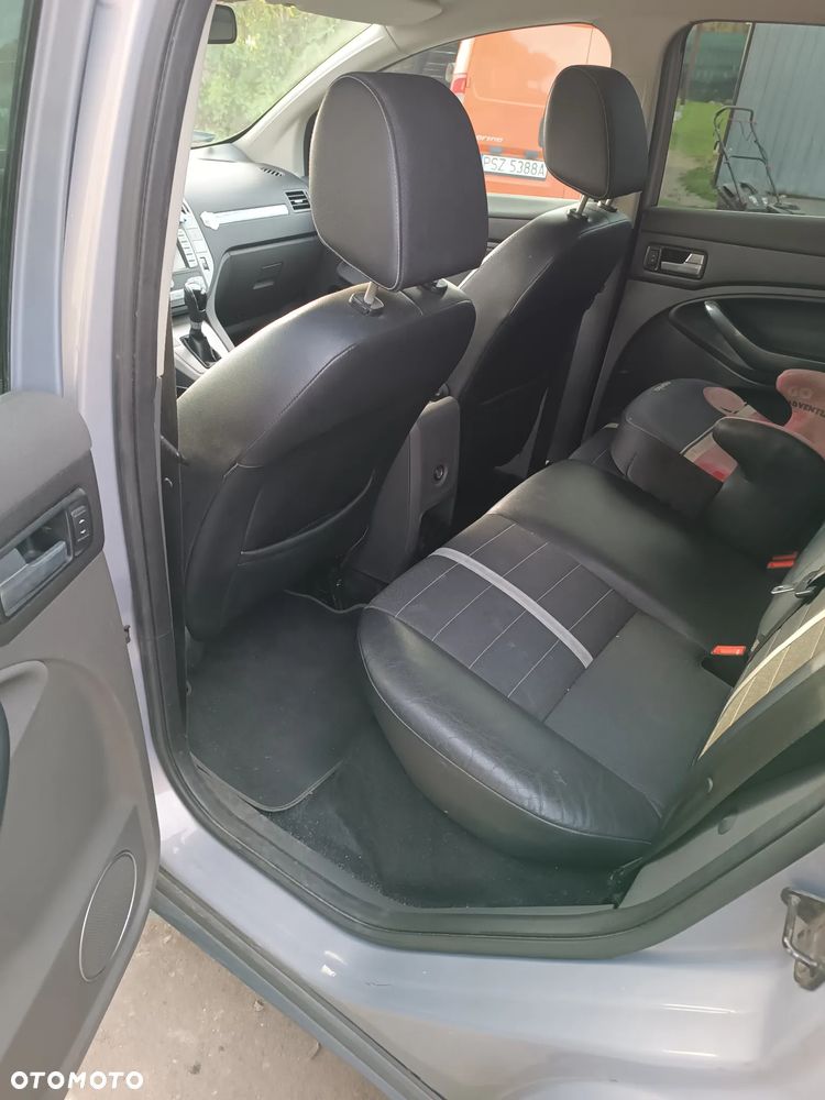 Ford Kuga 2.0 TDCi Titanium MPS6 - 12