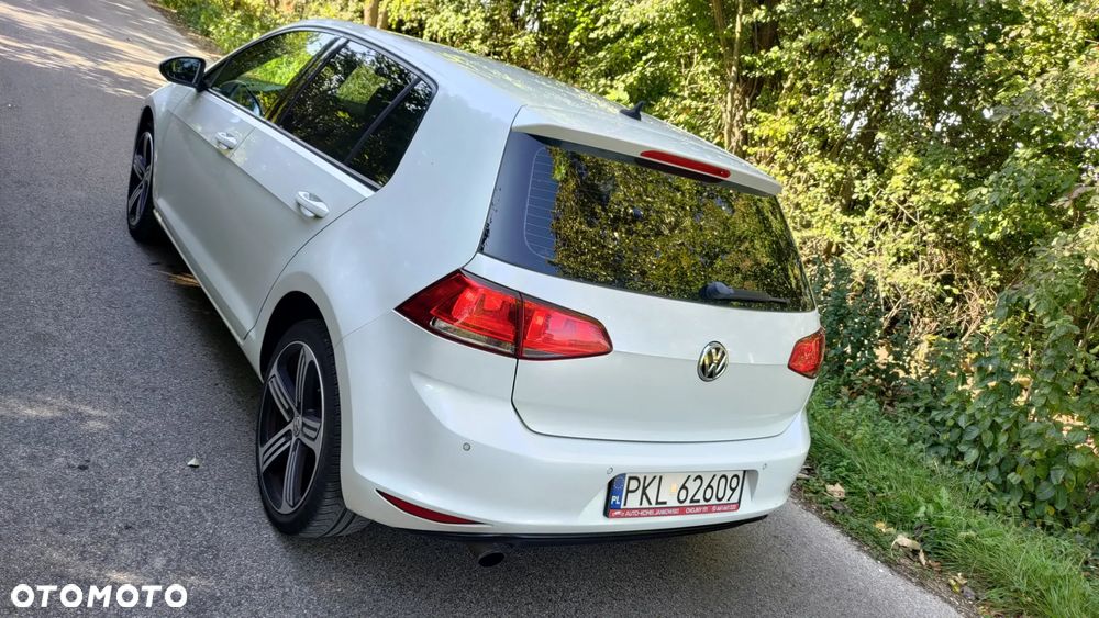 Volkswagen Golf 1.6 TDI BlueMotion Technology Cup - 12