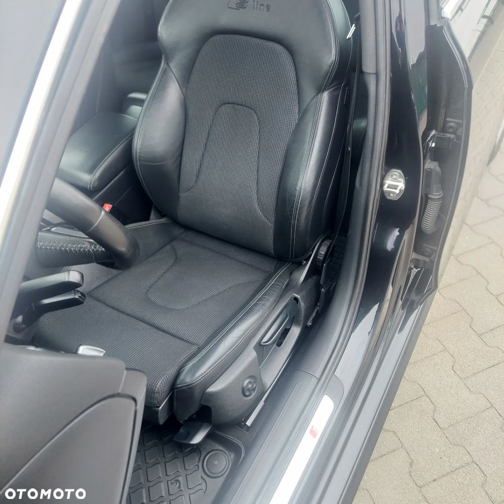 Audi A4 Limousine 1.8 TFSI quattro S line Sportpaket - 11