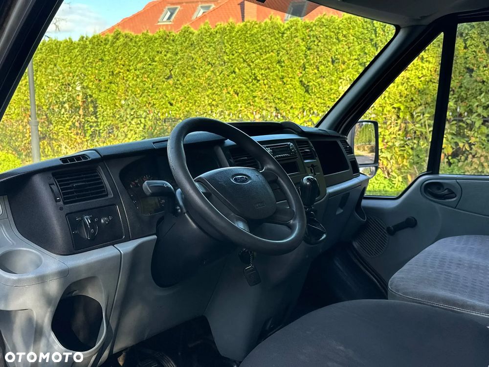 Ford Transit - 7