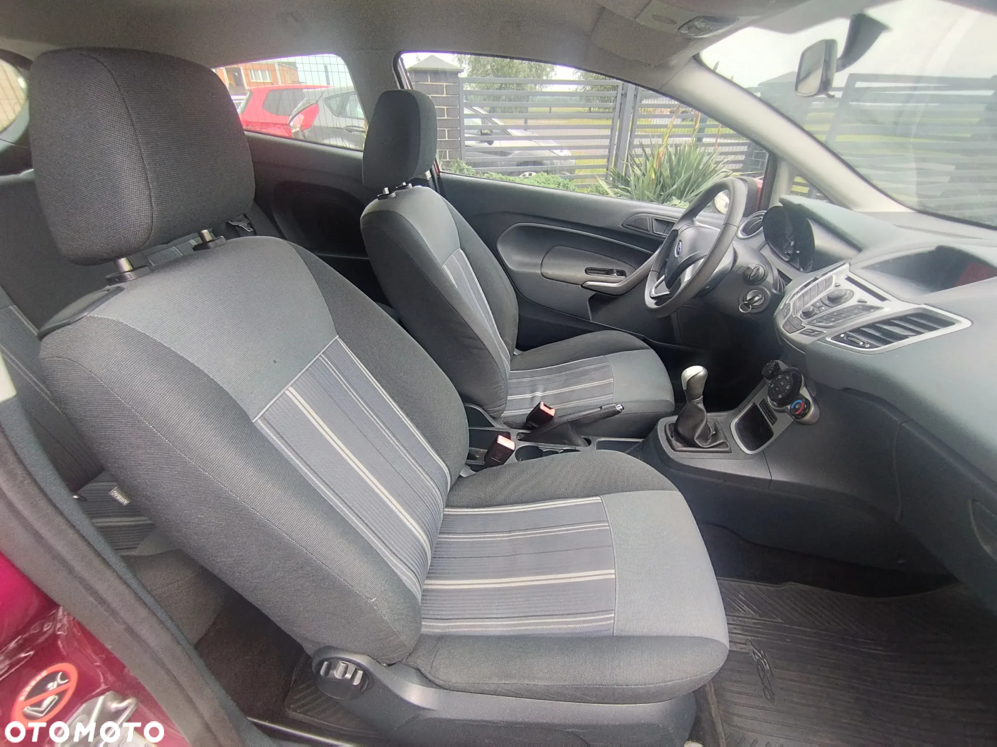 Ford Fiesta - 15