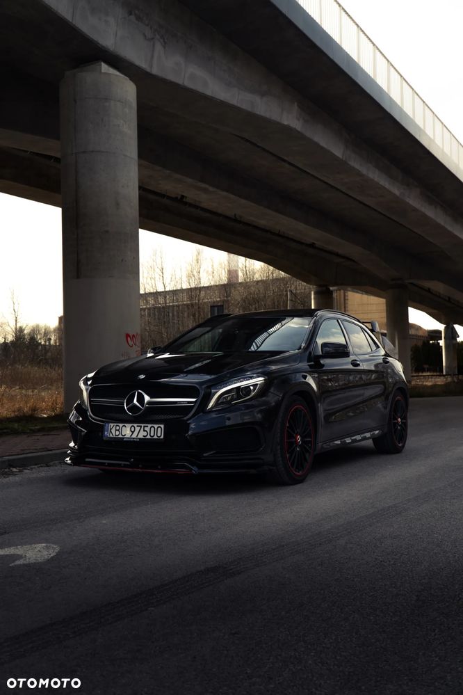 Mercedes-Benz GLA 45 AMG 4-Matic - 15