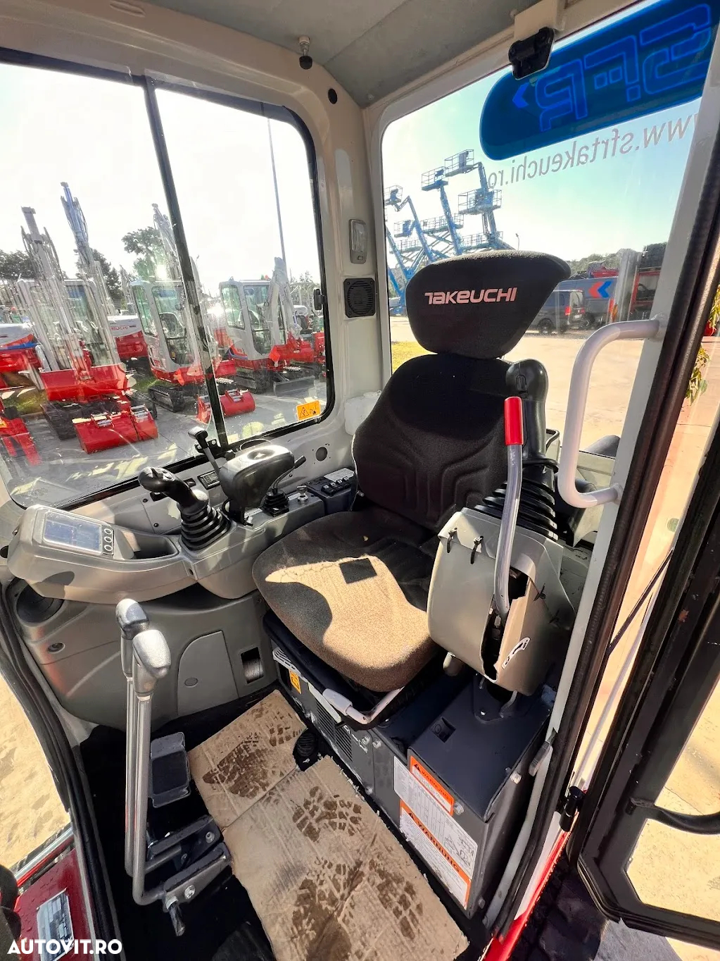 Takeuchi TB 225 - 7