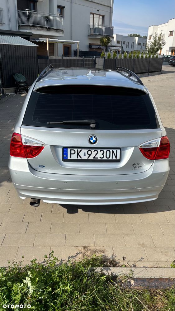 BMW Seria 3 - 24