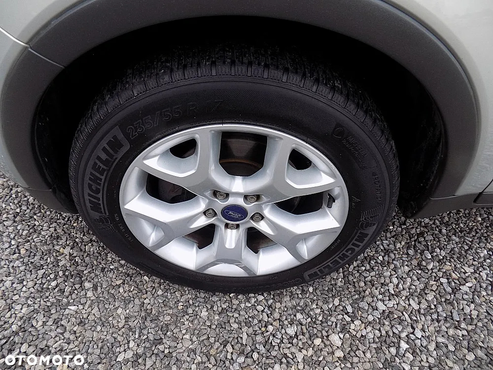 Ford Kuga 2.0 TDCi 2x4 Titanium - 21