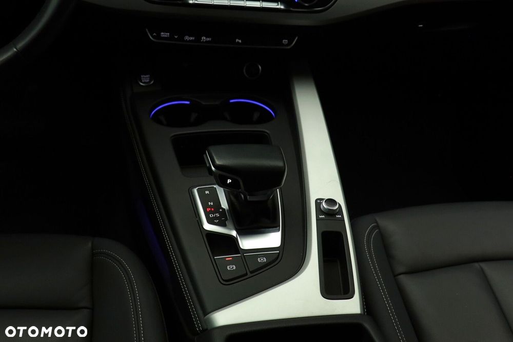 Audi A4 Avant 40 TFSI mHEV Advanced S tronic - 27
