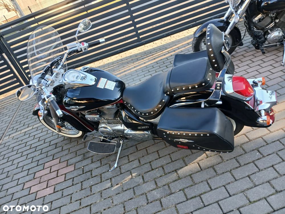 Suzuki Boulevard - 10