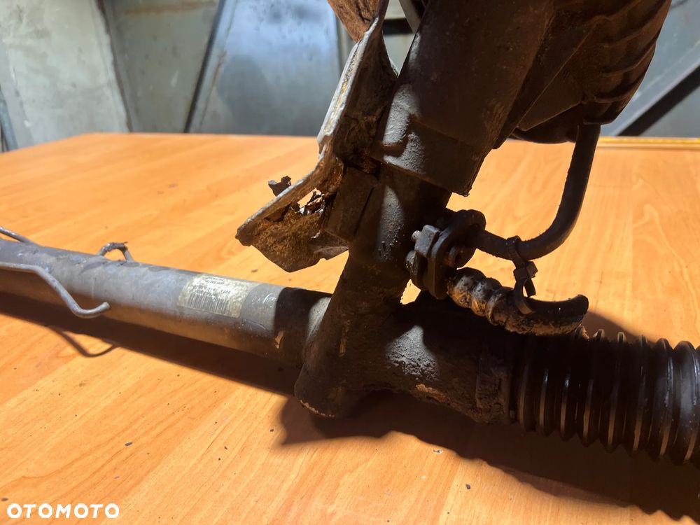 UKŁAD KIEROWNICZY MAGLOWNICA VOLVO S60 V70 XC70 S80  30761784 - 5