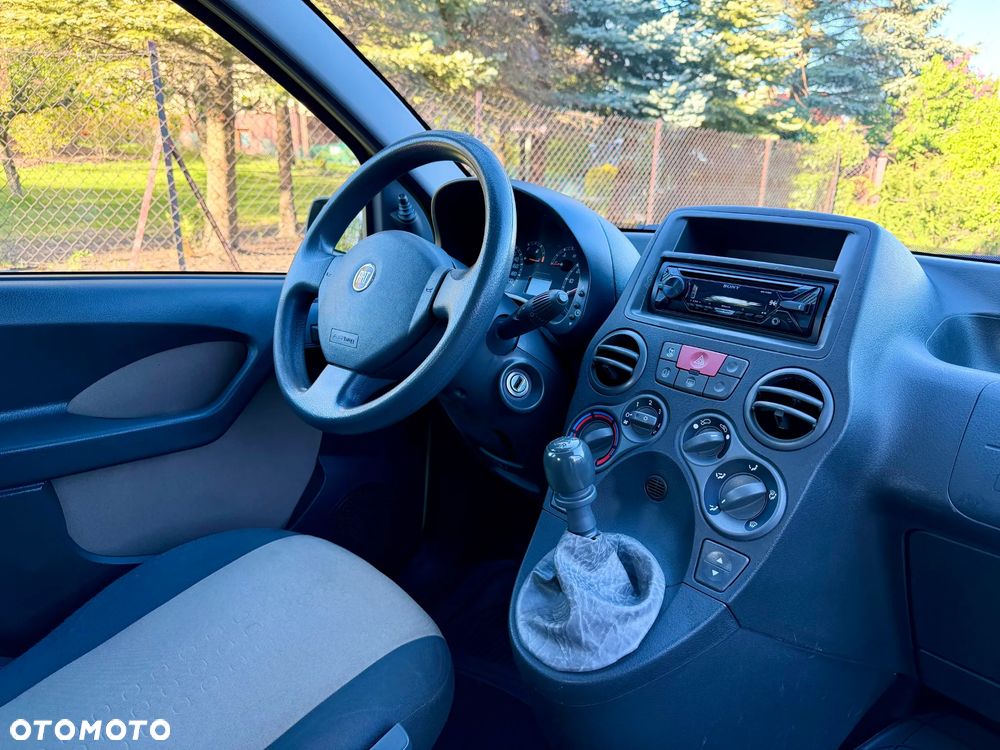 Fiat Panda 1.2 Emotion - 29