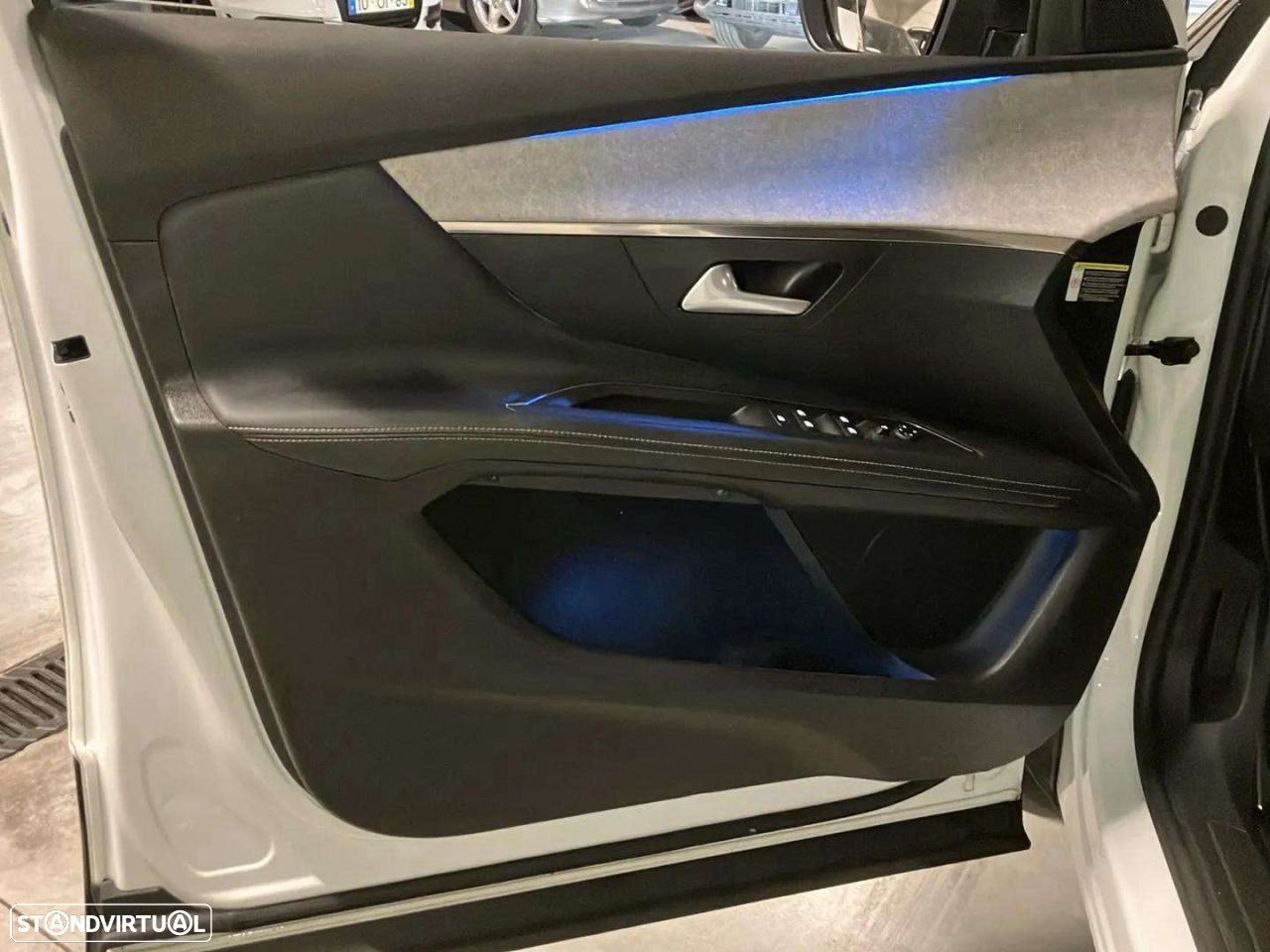 Peugeot 3008 - 19