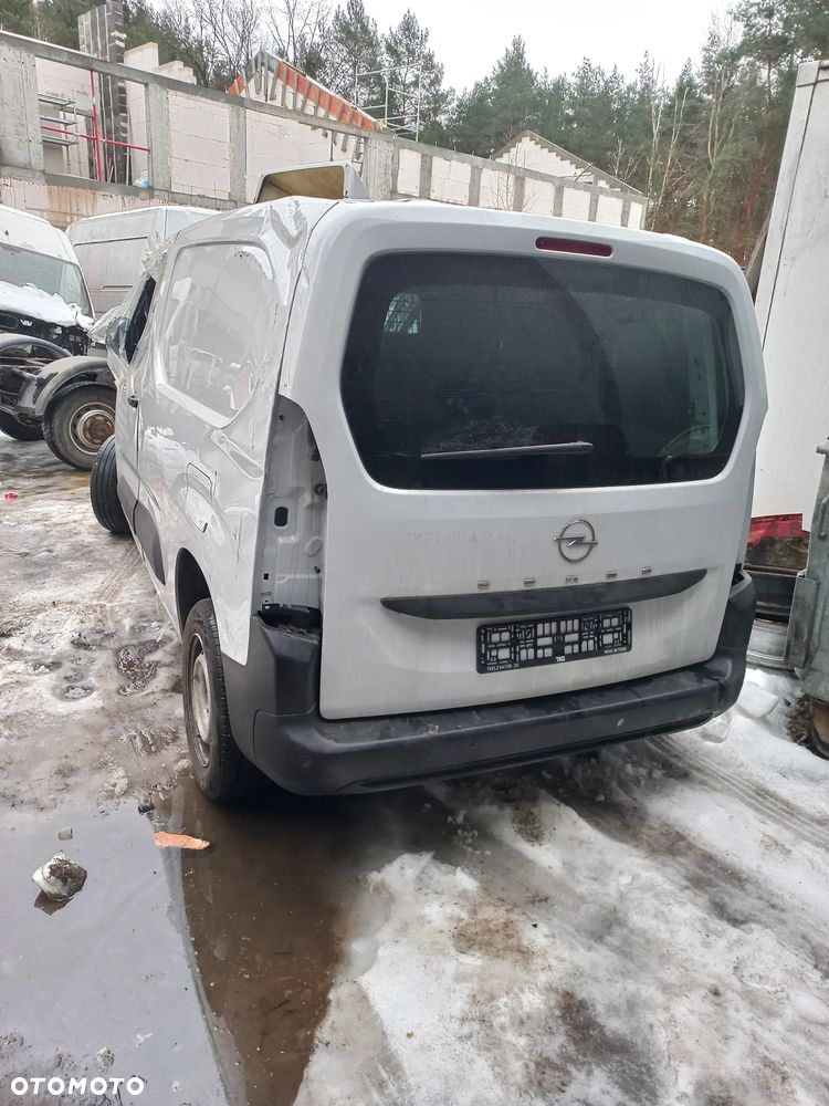 Opel Combo 1.5 D Start/Stop - 2