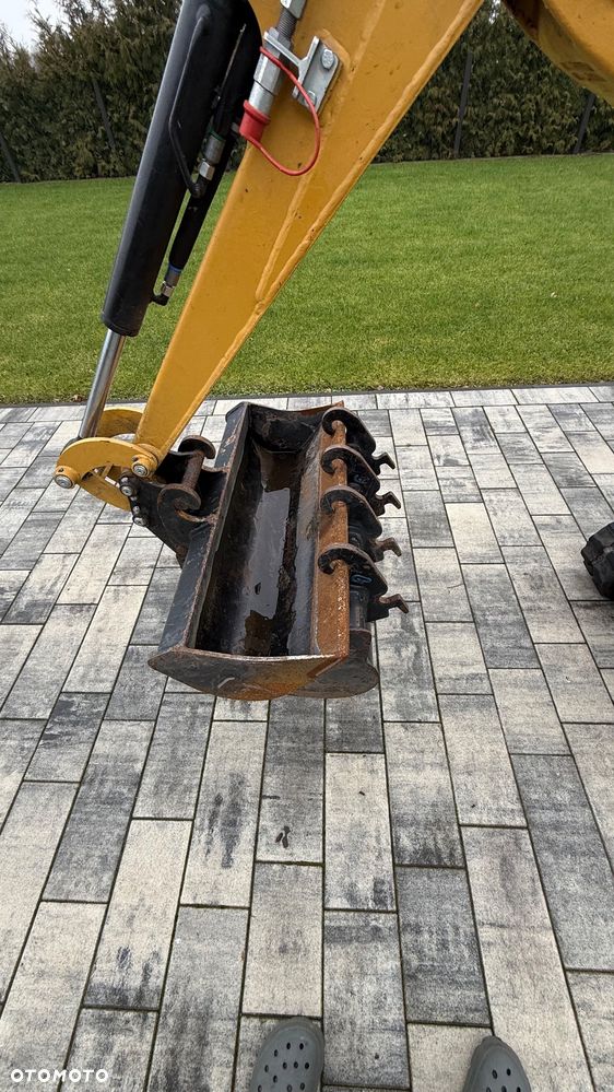 Caterpillar 300.9D - 4